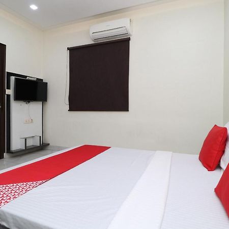 Oyo 29637 Hotel Kakkar Ludhiana Eksteriør bilde