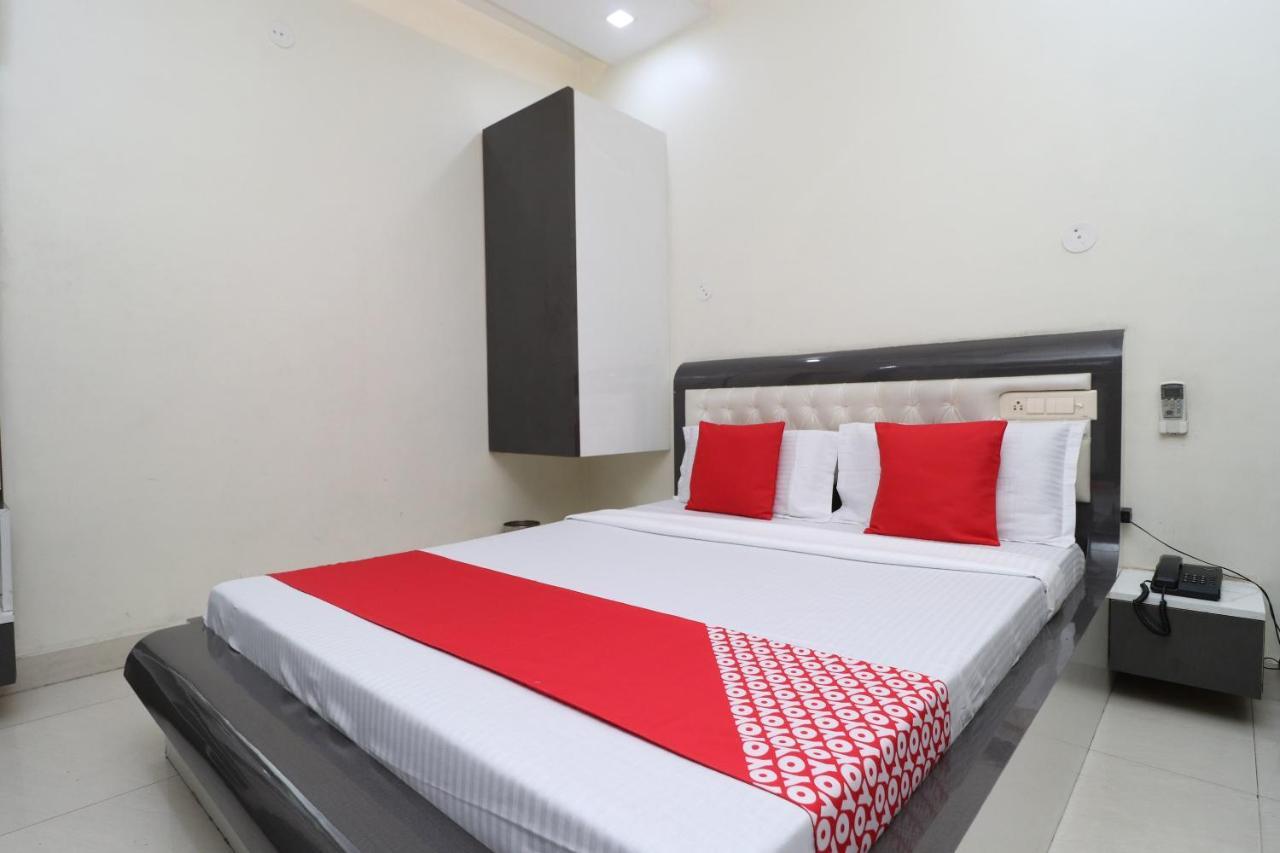 Oyo 29637 Hotel Kakkar Ludhiana Eksteriør bilde