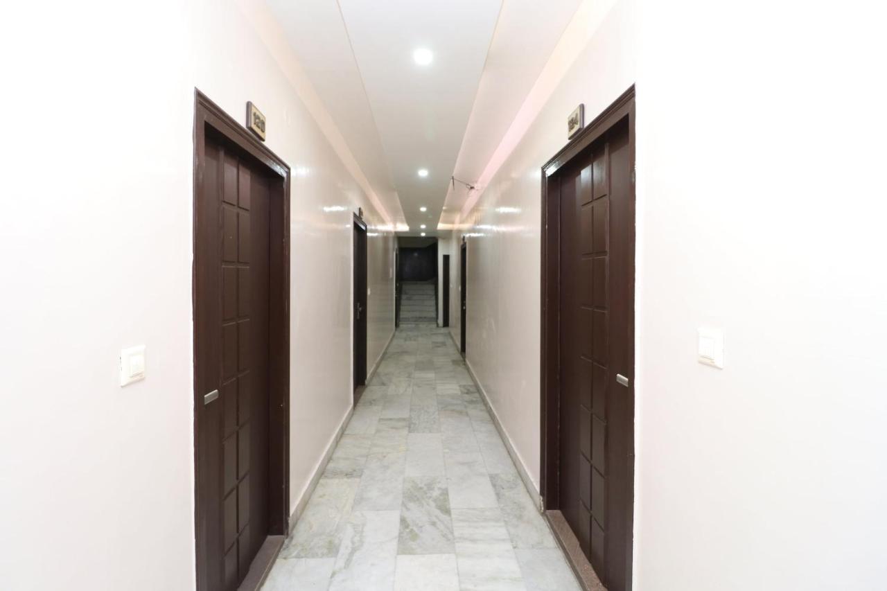 Oyo 29637 Hotel Kakkar Ludhiana Eksteriør bilde