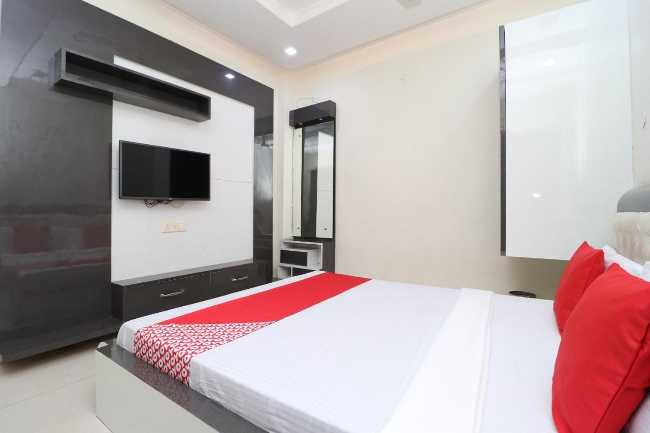 Oyo 29637 Hotel Kakkar Ludhiana Eksteriør bilde