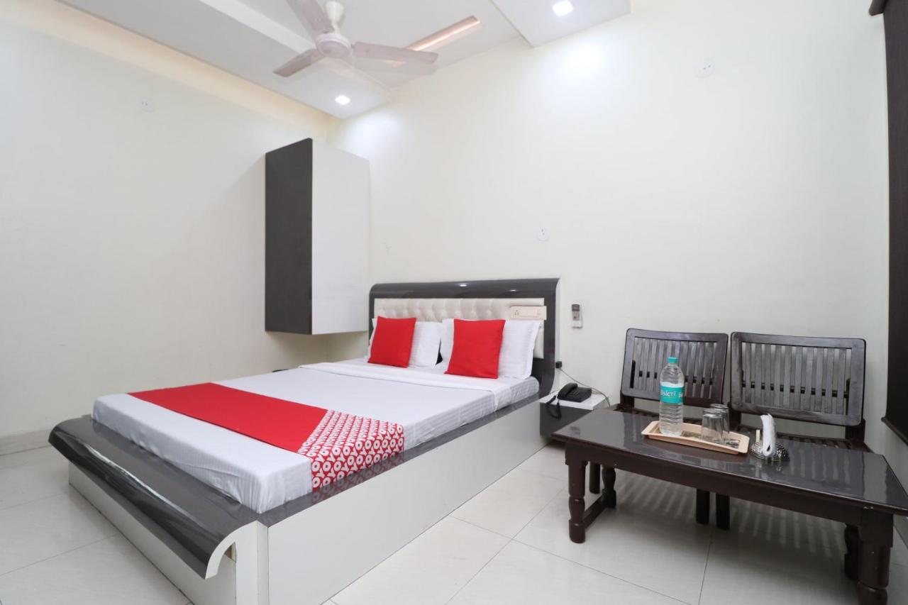 Oyo 29637 Hotel Kakkar Ludhiana Eksteriør bilde